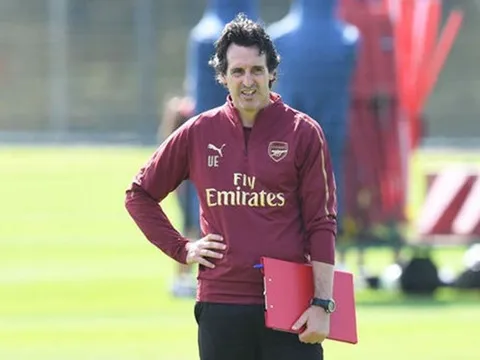Đối đầu Cardiff, Emery sẽ dùng "tuyệt chiêu" của MU thời Van Gaal?