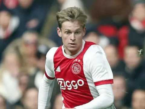 Đội hình 'cực chất' các ngôi sao của lò đào tạo Ajax vẫn còn thi đấu