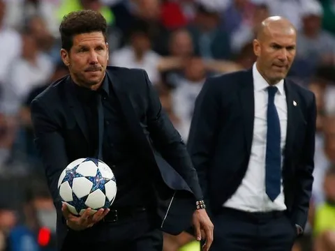 Đội hình kết hợp derby Madrid: 4-6-0