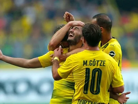 Đội hình tiêu biểu vòng 2 Bundesliga 2017/18: "Hoàng tử" trở lại