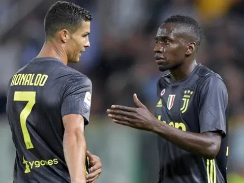 Đồng đội Ronaldo chỉ ra cái tên xứng đáng đoạt Quả bóng vàng và đó không phải CR7