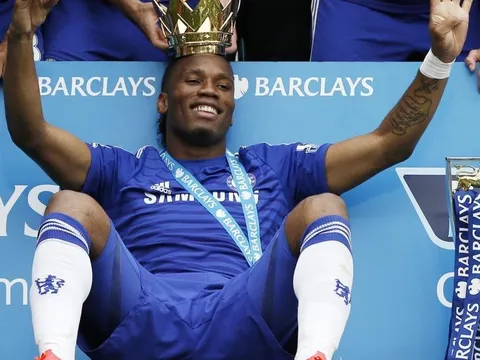Drogba chỉ ra "trái tim" của Chelsea, không phải Hazard hay Kante