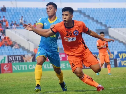 Thủ môn ĐT Việt Nam xuất thần, SHB Đà Nẵng chia điểm đội nhì bảng