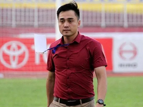 Mắng trọng tài, HLV Đức Thắng bị "treo giò" 3 trận