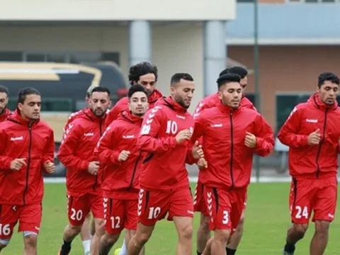 ĐT Afghanistan sử dụng cả thầy giáo chuẩn bị đấu ĐT Việt Nam