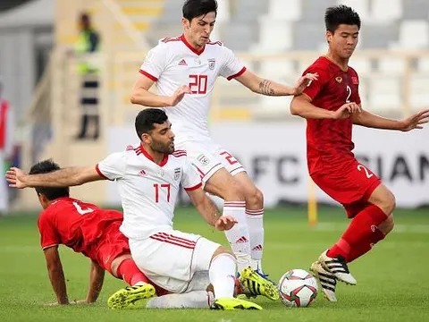 ĐT Iran đã khoan thủng chiếc xe buýt Đỏ của ĐT Việt Nam như thế nào?