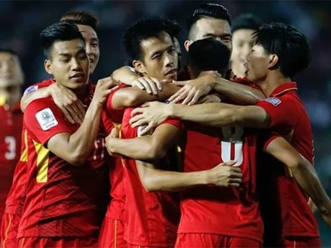 ĐT Việt Nam bỏ Thái Lan 7 bậc trên bảng xếp hạng FIFA tháng 11