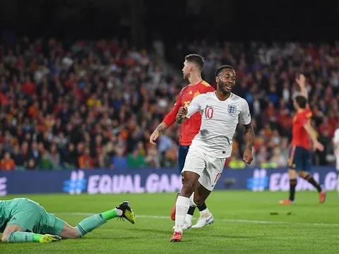 Dư âm Tây Ban Nha 2-3 Anh: Có một dòng sông đã qua đời!