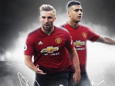 Dư âm trận Huddersfield: United có cặp cánh "khủng", phát hiện ra vai trò của Fred