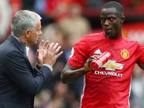 Dự đoán đội hình Man Utd đấu Valencia: Mourinho vẫn tin dùng "cừu đen"?