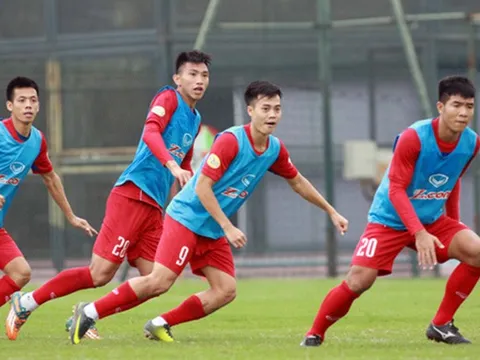 Dùng mật hiệu ở đội Việt Nam