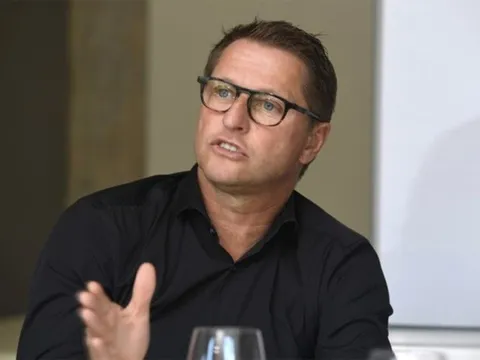 Được hỏi kế sách đối phó Việt Nam, HLV Jordan trả lời "cực chất"