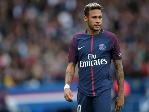 Được mời gọi sang Premier League, đây là câu trả lời của Neymar
