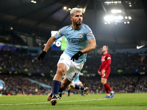 Aguero xứng danh "hung thần" của Liverpool