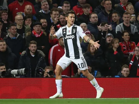 Fan Quỷ đỏ phát cuồng, đòi mua ngay sao Juventus