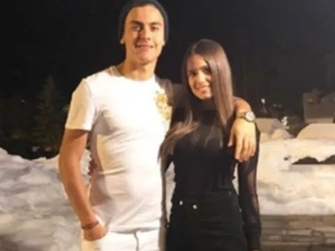 Dybala vừa than cô đơn, bạn gái đã vội bay sang Turin