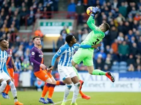 Chấm điểm Man City trận Huddersfield: Sự trở lại từ "của nợ" Real Madrid