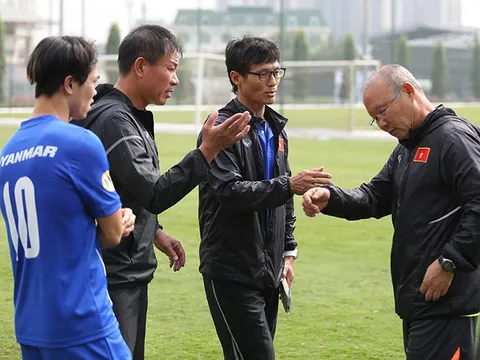 Thầy Park gật gù, nói điều bất ngờ với Công Phượng