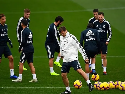 El Clasico cận kề, HLV Lopetegui và cầu thủ Real Madrid coi như không
