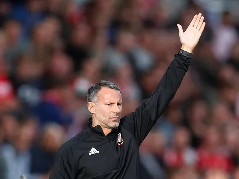 Eriksen quá xuất sắc khiến Ryan Giggs cũng phải giơ tay "chào thua"