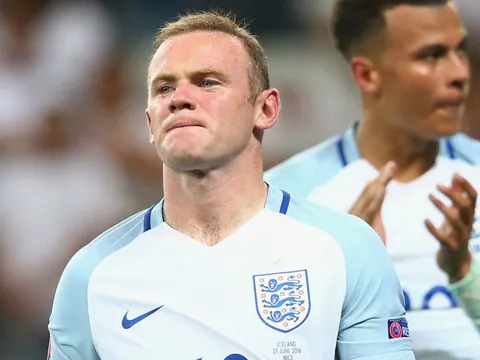 FA không thể tổ chức trận tri ân cho Rooney