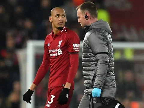 Fabinho chấn thương, Liverpool mất hết hậu vệ phải?