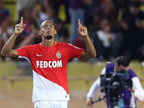 Fabinho lên tiếng CHỐT tương lai, Man Utd mừng thầm