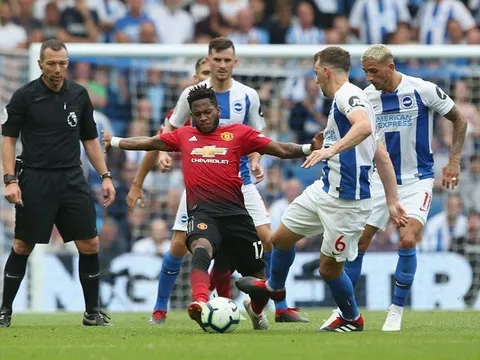 Fan Man City được dịp hả hê vì màn trình diễn của tân binh Man United