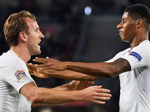 Fan M.U nổi điên với Mourinho vì bàn thắng của Rashford