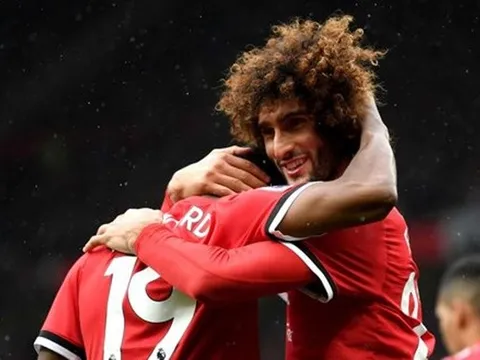 Fellaini lập cú đúp, Man Utd nhấn chìm Crystal Palace tại Old Trafford