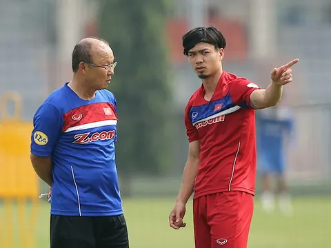 "HLV Park Hang-seo nên đẩy Công Phượng lên ghế dự bị"