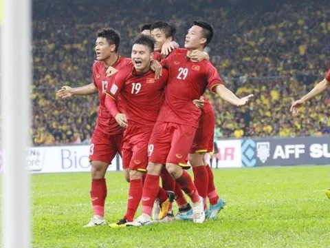 Fox Sports chọn đội hình tiêu biểu AFF Cup: Cú sốc hàng phòng ngự!