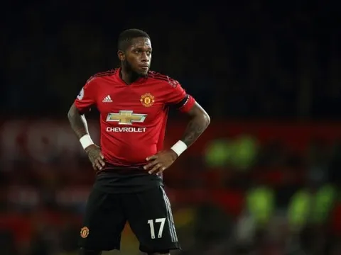 Đã rõ lí do Mourinho không dùng Fred
