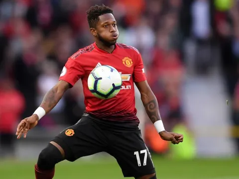 Mourinho nói lời hững hờ về Fred