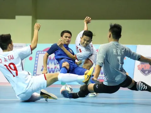 Thua ngược Thái Lan, ĐT futsal Việt Nam gặp Malaysia tại bán kết
