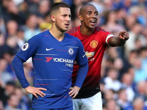Gã khổng lồ Eden Hazard đã 'chết' trong tay Ashley Young