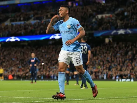 Gabriel Jesus thể hiện ra sao trước Napoli?