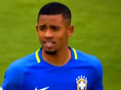 Gabriel Jesus, truyền nhân đích thực của Rô Béo?