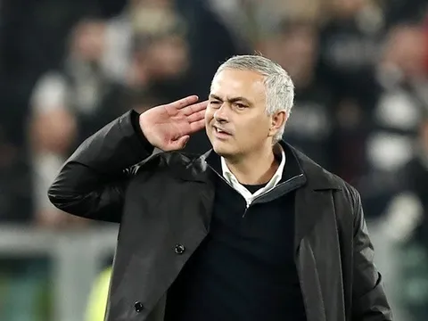 Gary Neville: 'Tôi thích cách mà ông ấy ăn mừng'