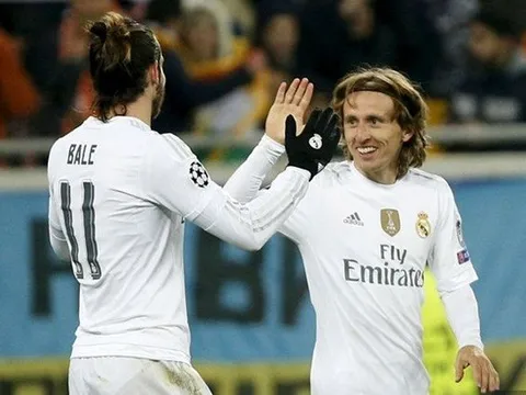 Với Modric "trợ giúp", Gareth Bale chỉ chờ bước lên đỉnh vinh quang!