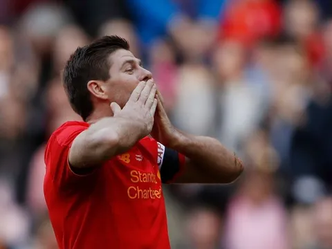 Gerrard tiết lộ 2 cầu thủ M.U bị anh ghét nhất