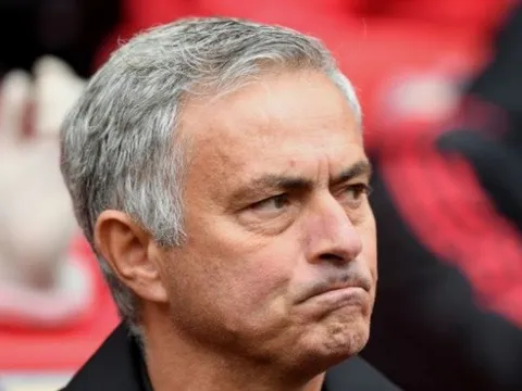 Mourinho đã tiết lộ với Carragher về sai lầm của mình
