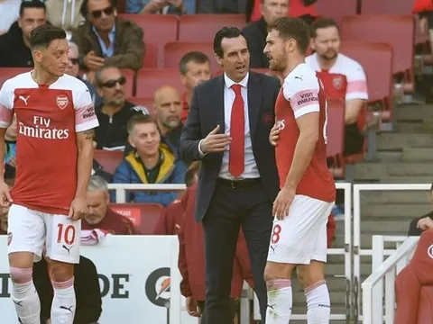 "Arsenal đã làm đúng với Aaron Ramsey"