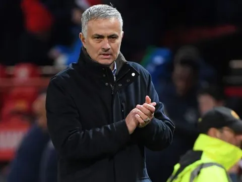 Rất uy tín! Choáng với số tiền Mourinho được duyệt chi