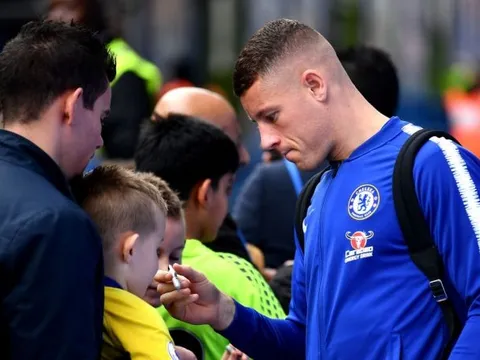 Sarri tiết lộ vì sao Barkley lỡ trận Chelsea đấu Fulham