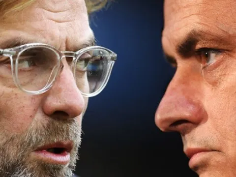 Klopp nói lời bất ngờ về chiến thuật dựng xe bus của Mourinho và Man Utd