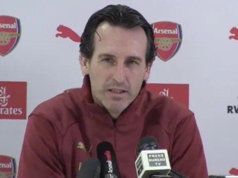 Emery thừa nhận Arsenal là "kẻ ngoài cuộc" trong cuộc đua top 4 Premier League