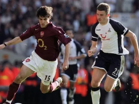 Carrick tiết lộ lý do không thể gia nhập Arsenal vì một cậu bé 17 tuổi