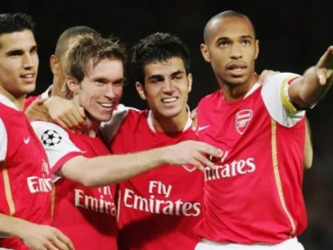 Nóng! Huyền thoại vĩ đại Arsenal ra tay, Fabregas "lật kèo" Milan