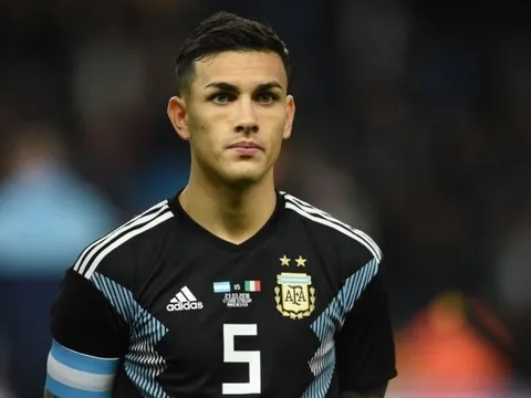 Chốt giá 2 ngôi sao 85 triệu euro, Chelsea vẫn chưa dừng lại